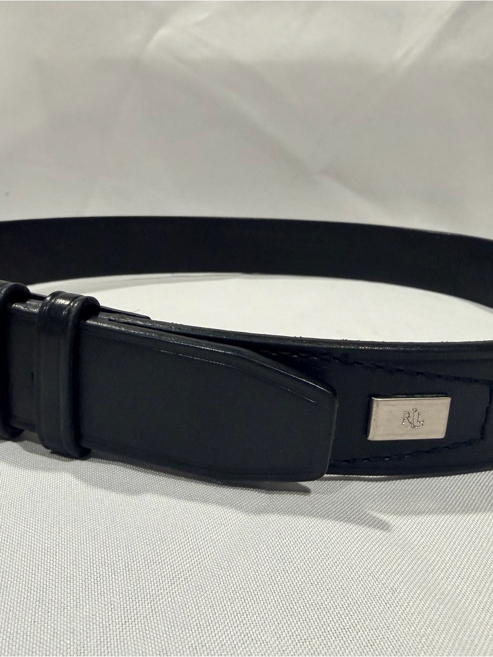 Ralph Lauren Black Leather Men’s or Women’s Belt with Signature RL Plaque